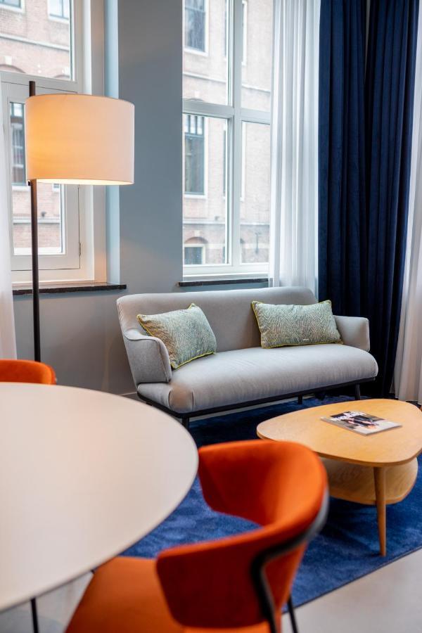 Hotel Vie Via - Just A Room Leeuwarden Exterior photo
